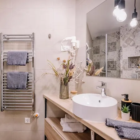 Amade 2 ジュール